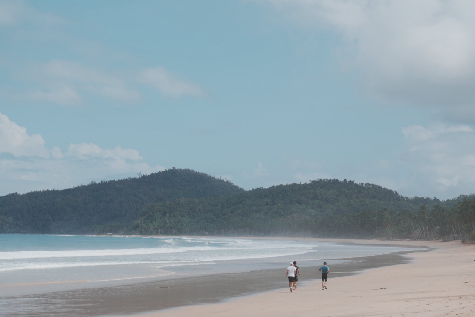 How to Build a Simple Workout Routine for Your El Nido Trip